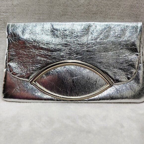Vintage Silver Evening Clutch - Picture 4 of 10